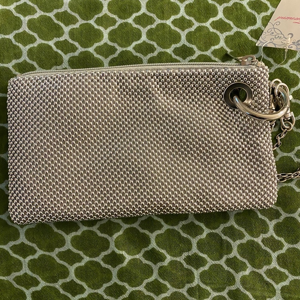 Metal Clutch with Chain